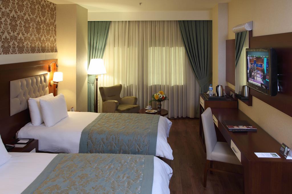 Hotel Senbayrak City Άδανα Εξωτερικό φωτογραφία
