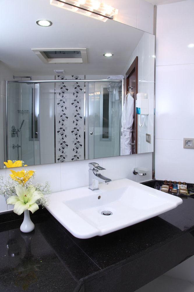 Hotel Senbayrak City Άδανα Εξωτερικό φωτογραφία
