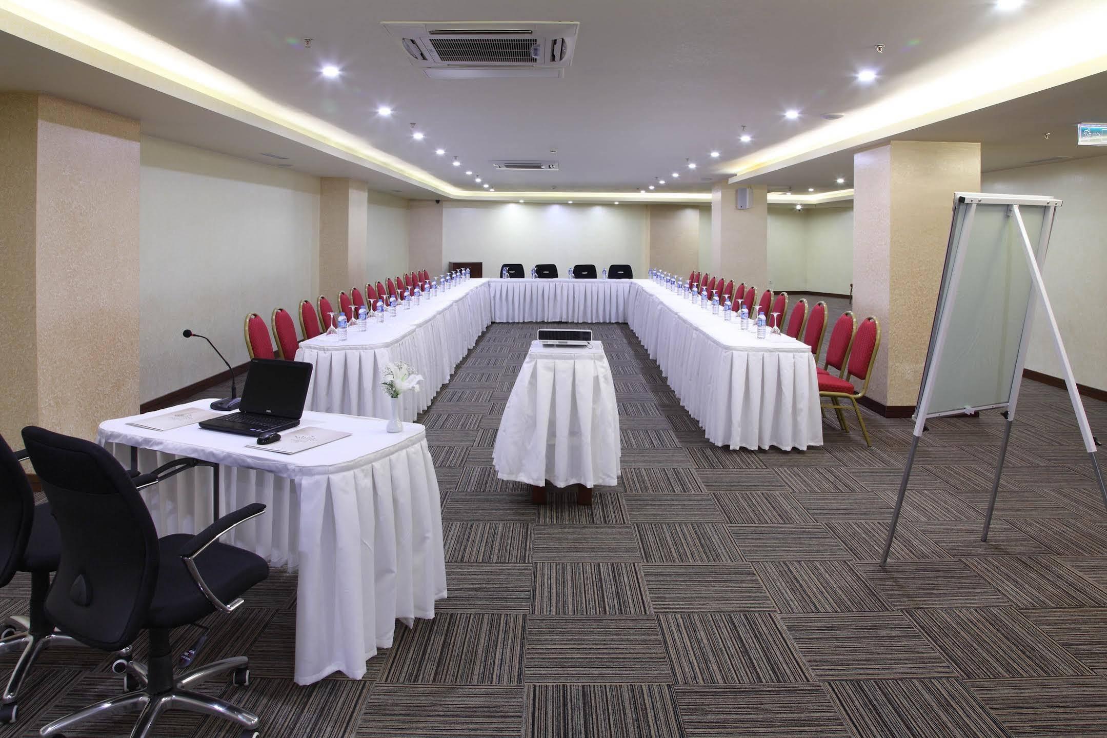 Hotel Senbayrak City Άδανα Εξωτερικό φωτογραφία