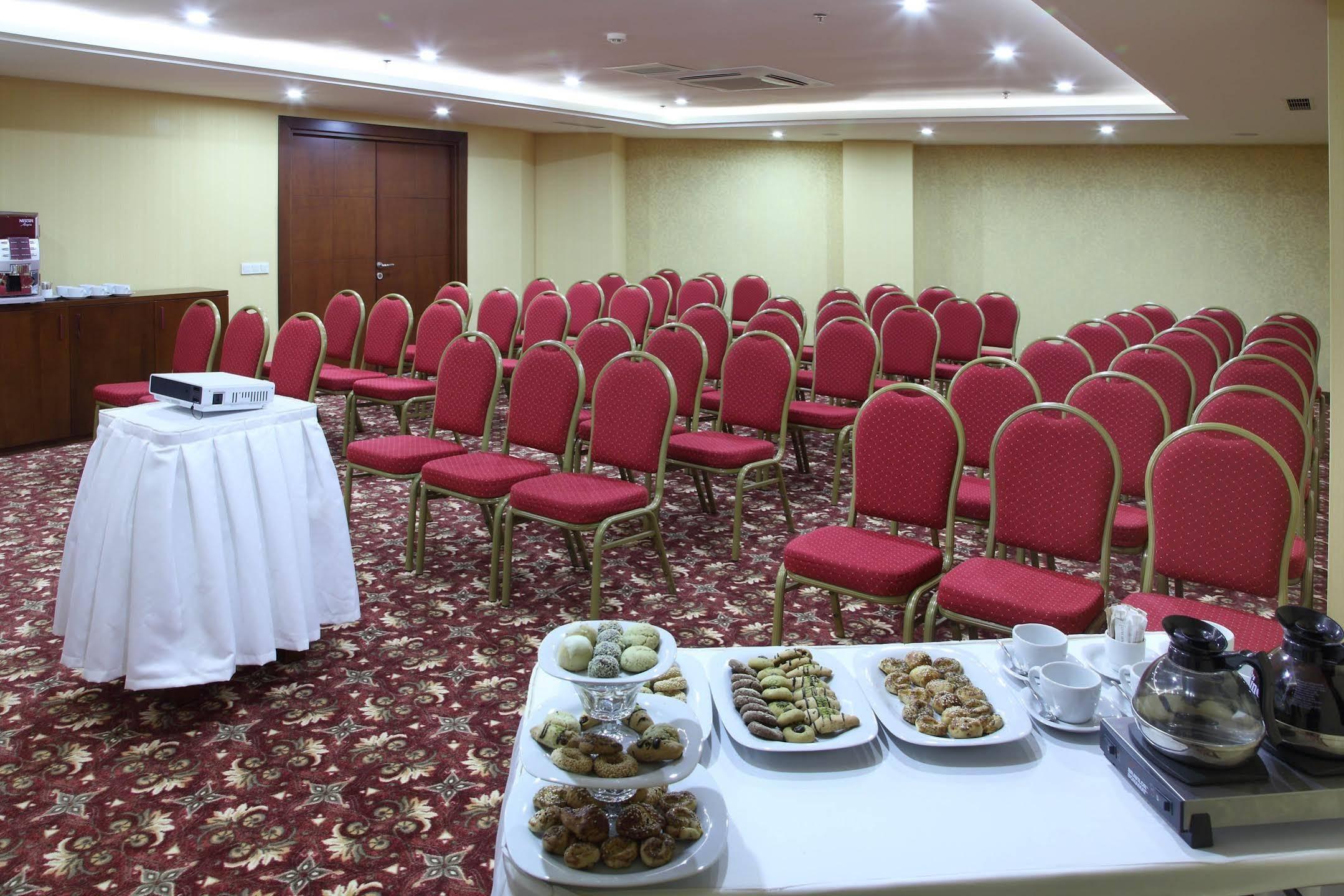 Hotel Senbayrak City Άδανα Εξωτερικό φωτογραφία